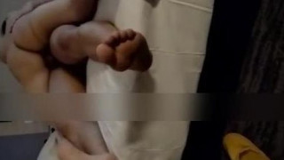 生病感冒的媳妇在单男身上抖得电臀一样 生病感冒的媳妇在单男身上抖得电臀一样