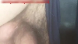 不怕出車禍?不顧男友駕駛中!騷女硬要他摸摸...最後忍不住咬男友的排檔桿 不怕出車禍?不顧男友駕駛中!騷女硬要他摸摸...最後忍不住咬男友的排檔桿