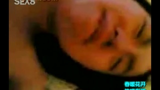 18歲香港學生妹被男友破處 18歲香港學生妹被男友破處