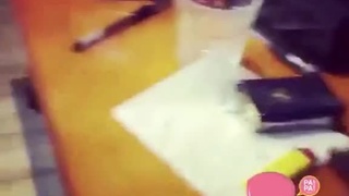 坐在對面的女同事原來是騷貨? 坐在對面的女同事原來是騷貨?