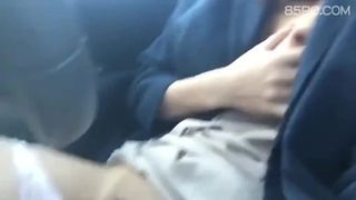 在車上不斷的色誘,想必拍攝完之後一定是一番翻雲覆雨吧 在車上不斷的色誘,想必拍攝完之後一定是一番翻雲覆雨吧