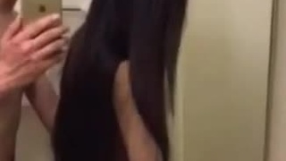 堪稱近期最精彩的「廁所門」84年次的嫩妹表現超齡叫聲:拜託深一點通通都給我! 堪稱近期最精彩的「廁所門」84年次的嫩妹表現超齡叫聲:拜託深一點通通都給我!