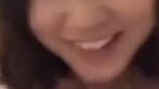 你脱光了吗?我脱光啦! 这女的笑声好魔性啊~ 你脱光了吗?我脱光啦! 这女的笑声好魔性啊~