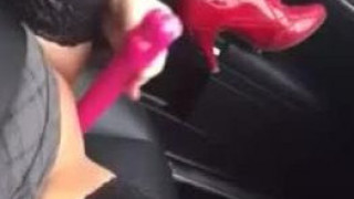 面对任何状况都能全神贯注专心致志的开车才是老司机? 面对任何状况都能全神贯注专心致志的开车才是老司机?