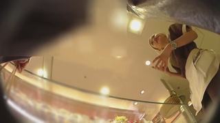 真‧偷拍神人!!假裝逛街是想看正妹店員穿甚麼內褲!!4 真‧偷拍神人!!假裝逛街是想看正妹店員穿甚麼內褲!!4