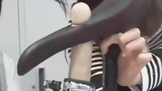 자전거딜도 개꿀~ 자전거딜도 개꿀~