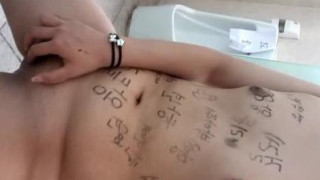 남자화장실에서..ㅎㅎ 요년 진짜 마음에 드네 남자화장실에서..ㅎㅎ 요년 진짜 마음에 드네