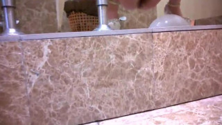 婚礼上偷拍极品美女上厕所。 可以 婚礼上偷拍极品美女上厕所。 可以