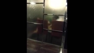 餐廳內的四腳獸 餐廳內的四腳獸