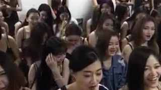 夜生活又开始了,告诉我你们骚不骚?!骚! 夜天使 夜生活又开始了,告诉我你们骚不骚?!骚! 夜天使