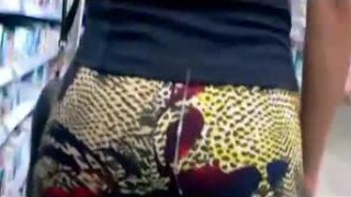 小妹妹!小心出去被射到屁屁上? 小妹妹!小心出去被射到屁屁上?