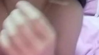 甜美辮子女孩約男人回家一起直播啪啪 甜美辮子女孩約男人回家一起直播啪啪