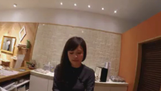 真‧偷拍神人!!裝作很想買衣服,其實是把可愛店員的小內褲收錄回家~ 4 真‧偷拍神人!!裝作很想買衣服,其實是把可愛店員的小內褲收錄回家~ 4