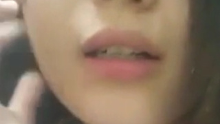 清純小惡魔 粉嫩舔奶摳逼自拍 清純小惡魔 粉嫩舔奶摳逼自拍