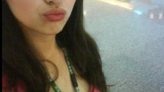 某位空姐的性愛流出 雖有些年代但很漂亮 某位空姐的性愛流出 雖有些年代但很漂亮