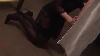 分分钟调教成奴 由于微博限制视频时长，需要更多完整版国产自拍视频的狼友们请咨询客服微信:luluyingshi3 国字号出车群！博主每天推荐优质国产完整影源 ！