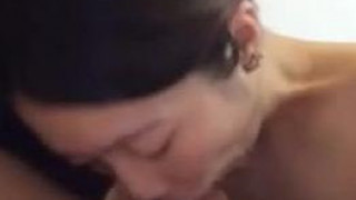 由于微博限制视频时长，需要更多完整版国产自拍视频的狼友们请咨询客服微信:luluyingshi3
福利总群每日稳定更新优质国产自拍视频、更有私人定制不和谐不封号云盘(几百种类型提供定制)