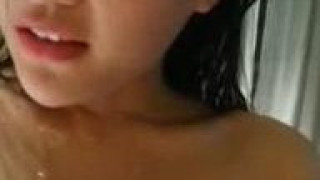 你很恶心唉 你很恶心唉