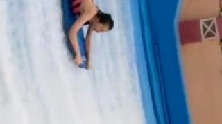 裤子掉了 裤子掉了