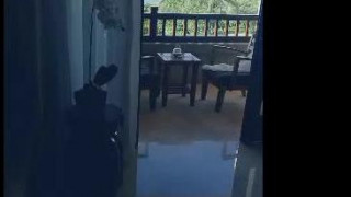 这叫声估计窗外的人也能依稀听见吧 叫声震天 Screamed 这叫声估计窗外的人也能依稀听见吧 叫声震天 Screamed