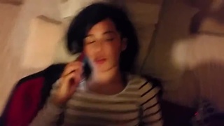 女友在講電話...還是照幹不誤啊 女友在講電話...還是照幹不誤啊