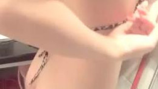 乳波臀浪 乳波臀浪