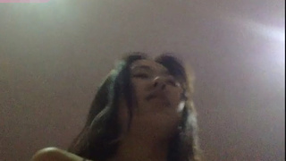 總是喜歡騎在我上面的女孩 真拿她沒辦法 總是喜歡騎在我上面的女孩 真拿她沒辦法