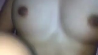 淫蕩妹子被我的肉棒插到一直呻吟 淫蕩妹子被我的肉棒插到一直呻吟