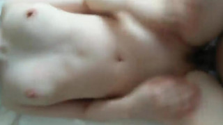 白,大奶,值几万。 白,大奶,值几万。