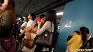 鬼佬地鐵偷拍港女裙底 MTR upskirts, facials and more anal 鬼佬地鐵偷拍港女裙底 MTR upskirts, facials and more anal