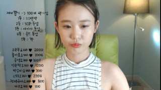 看不懂這韓妹想表達什麼沒關係 看奶子就好~ 1 看不懂這韓妹想表達什麼沒關係 看奶子就好~ 1