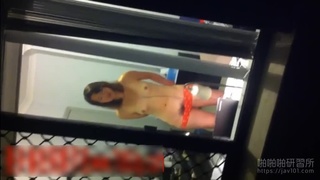 隨時有驚喜!魯男冒死偷拍住在對面的妹子 衣服一脫…我瞬間邪惡了!! 隨時有驚喜!魯男冒死偷拍住在對面的妹子 衣服一脫…我瞬間邪惡了!!