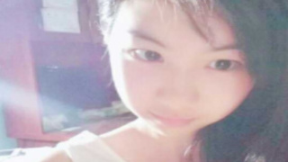 小妹妹盡然自己把自己處女給破了.. 小妹妹盡然自己把自己處女給破了..