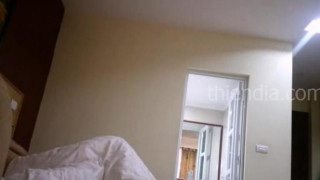 Rau ngân hàng kính cận, face xinh -vn Rau ngân hàng kính cận, face xinh -vn