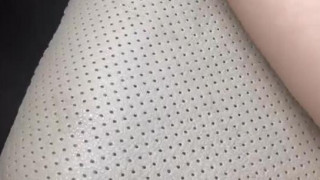 ???非要在车里搞 ???非要在车里搞