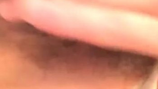 上班時間,大奶女友買了件情趣肚兜拍給我看,要我早點回家(有影) 上班時間,大奶女友買了件情趣肚兜拍給我看,要我早點回家(有影)