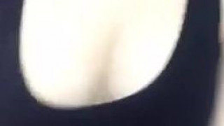 天氣好熱!!美人妻越穿越少~下面一直流汗特寫自拍(有影) 天氣好熱!!美人妻越穿越少~下面一直流汗特寫自拍(有影)