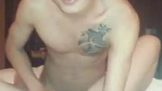 [自拍露臉]【壞壞富二代】跟朋友炫耀又上了學生妹！這到底是出賣別人還是在賣自己？（有影）