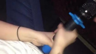 高三妹妹在包廂玩麥克風,被發現沒穿內衣!還露出來(有影) 高三妹妹在包廂玩麥克風,被發現沒穿內衣!還露出來(有影)