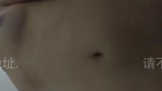 打給朋友被抓包,朋友問:你在床上運動阿?爽到叫爸爸!(有影) 打給朋友被抓包,朋友問:你在床上運動阿?爽到叫爸爸!(有影)