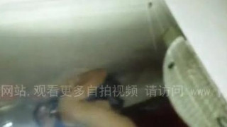 『哎唷~不能拍啦』KTV強拍女友啪啪照,邊幹邊玩一直叫(有影) 『哎唷~不能拍啦』KTV強拍女友啪啪照,邊幹邊玩一直叫(有影)