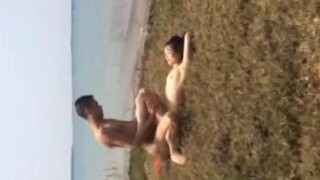 「老公~快高潮啦!從後面來」超狂情侶,野戰表演給朋友看!豪放女友享受被視姦快感(有影) 「老公~快高潮啦!從後面來」超狂情侶,野戰表演給朋友看!豪放女友享受被視姦快感(有影)