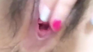 誰受的了這騷B的勾引 直接上了她吧! 誰受的了這騷B的勾引 直接上了她吧!