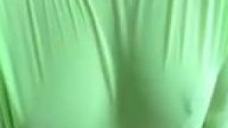 女友想要沒給她~賭氣說要穿這樣出門!都"激凸"了~幫她止癢(有影) 女友想要沒給她~賭氣說要穿這樣出門!都"激凸"了~幫她止癢(有影)