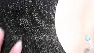 學校操場也能玩?!豪放女摸胸拉下小褲褲,隨地小便還被小孩看到啦!(有影) 學校操場也能玩?!豪放女摸胸拉下小褲褲,隨地小便還被小孩看到啦!(有影)