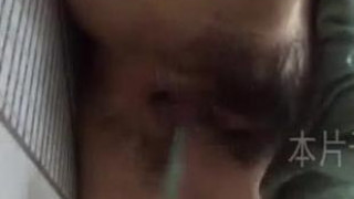 哥哥~我也會潮吹囉!可愛妹妹把失禁當高潮~特地接起來給人家看(有影) 哥哥~我也會潮吹囉!可愛妹妹把失禁當高潮~特地接起來給人家看(有影)