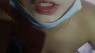 豁的出去的大奶美女主播為了刷禮物在公園廁所外直播啪啪,突然有人路過嚇得趕緊進去,還有會員錄像妹子和他們罵起來了! 豁的出去的大奶美女主播為了刷禮物在公園廁所外直播啪啪,突然有人路過嚇得趕緊進去,還有會員錄像妹子和他們罵起來了!