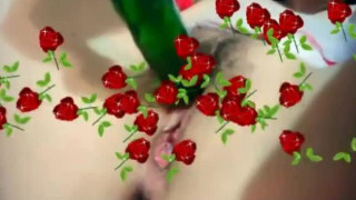 【線上看影片】毛都沒幾根的小美女新鮮黃瓜插到潮噴 要喝水對白清晰! 【線上看影片】毛都沒幾根的小美女新鮮黃瓜插到潮噴 要喝水對白清晰!