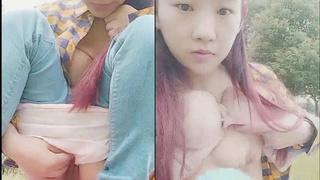 18歲小妹下午兩點到公園自拍露出 還大膽拿水果塞入妹妹做保養 18歲小妹下午兩點到公園自拍露出 還大膽拿水果塞入妹妹做保養