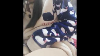 小姐姐自摸 還問觀眾想看臉還下面 小姐姐自摸 還問觀眾想看臉還下面